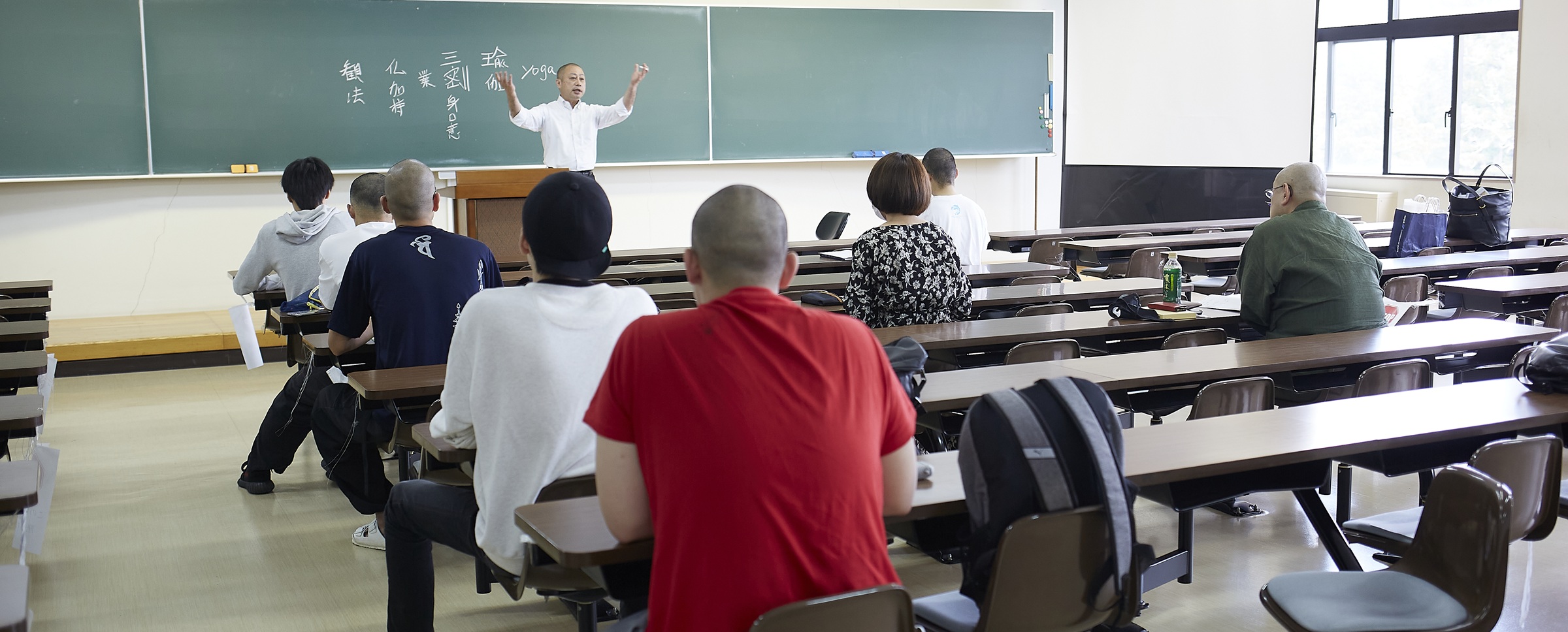 検索しても出ない答えがここにある 高野山学生イメージ